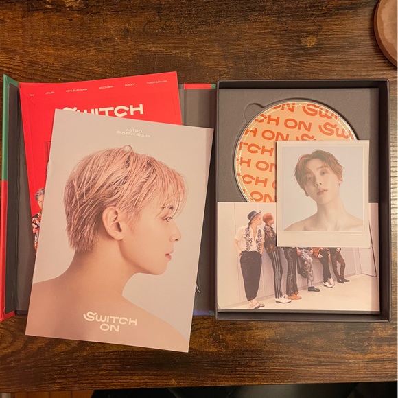 astro album 2 - Picture 3 of 4